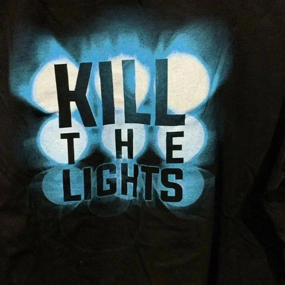 Ladies Luke Bryan Kill The Lights Concert T-Shirt - Picture 4 of 4